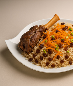 Mahicha, souris d’agneau confite sur riz palaw